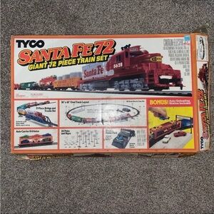RARE 1988 TYCO SANTA FE 72 PIECE GIANT HO TRAIN SET 7414 New Open Box Vintage